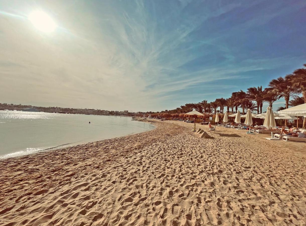 Sunrise Tucana Resort Grand Select Hurghada Exterior foto Beach in El Alamein
